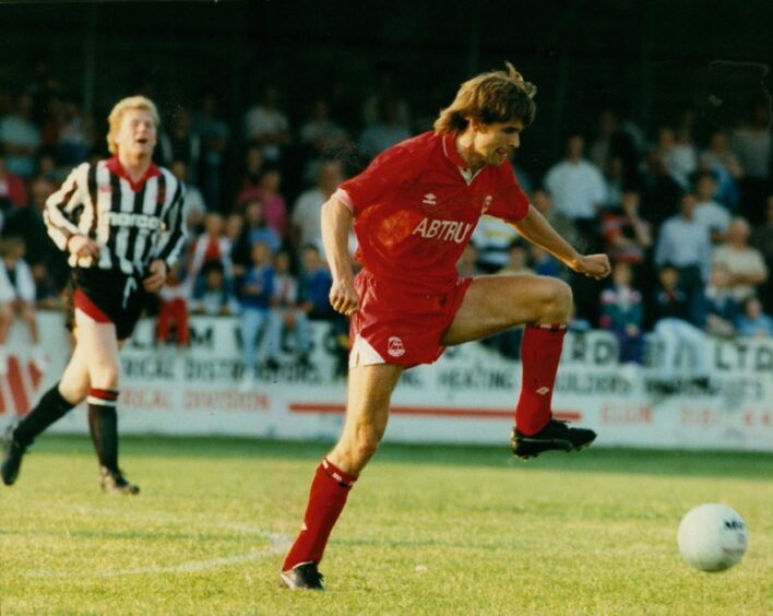 Theo ten Caat in action for Aberdeen. Image: DC Thomson