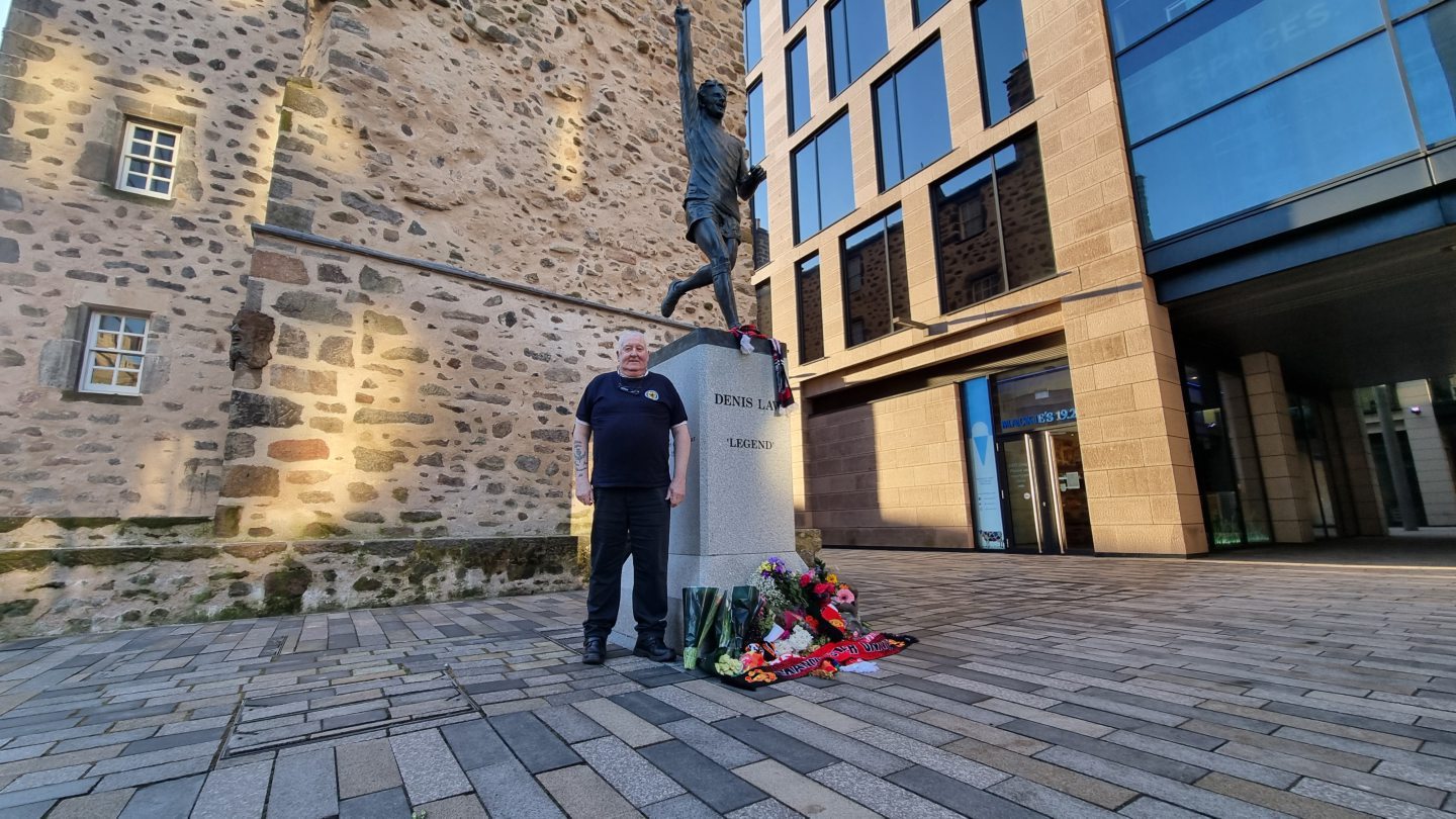 Tearful mourners pay tribute to Denis Law at Aberdeen statue