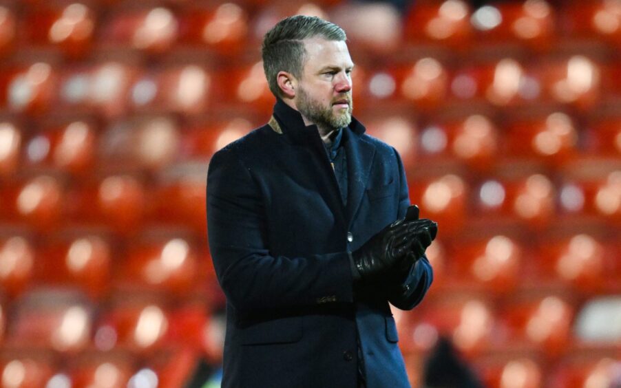 Aberdeen manager Jimmy Thelin applauds fans at full-time after their Premiership 2-1 defeat against Ross County at Pittodrie Stadium, Aberdeen, on January 2, 2025. 