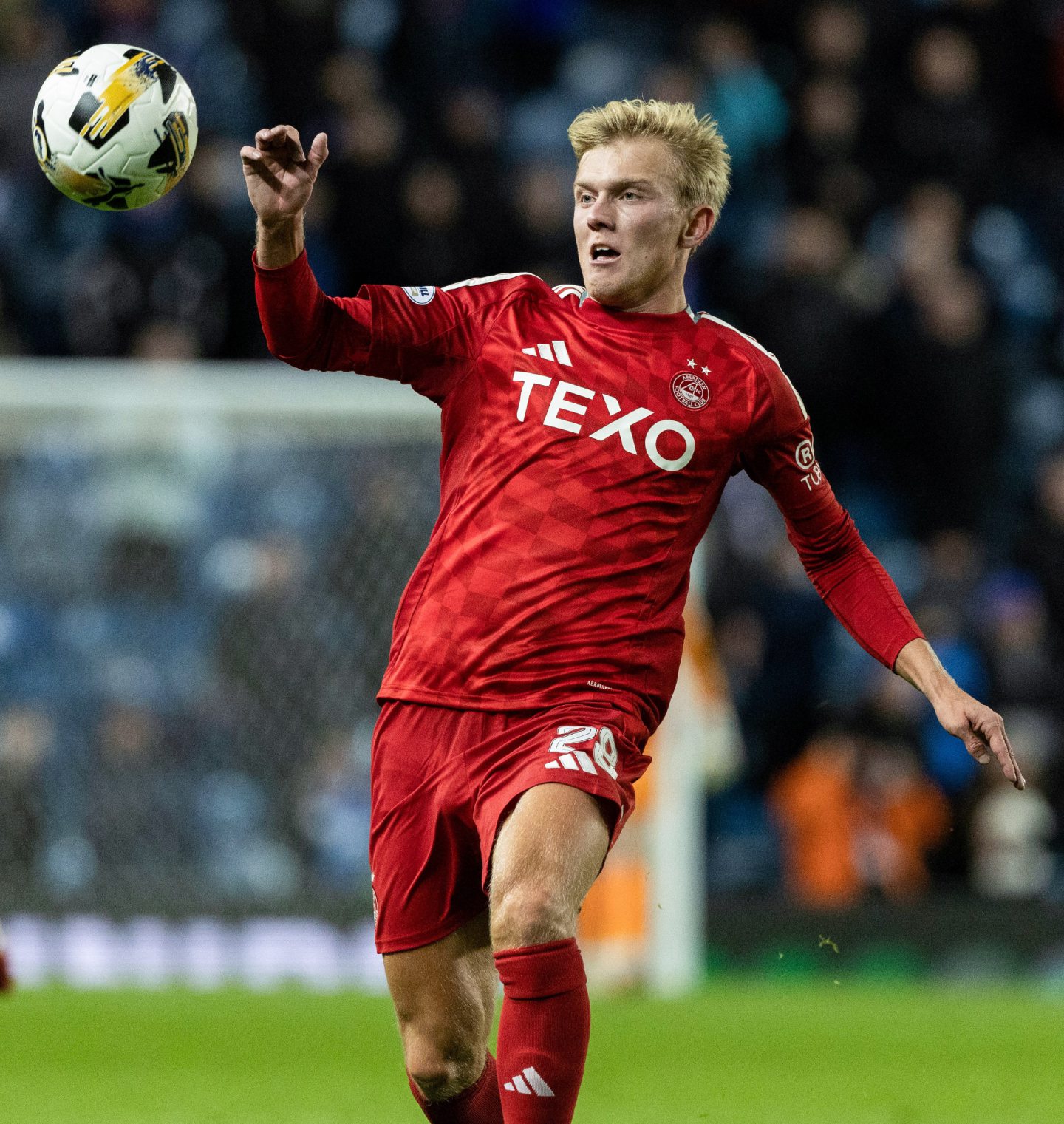  Aberdeen's Alexander Jensen makes his debut against Rangers in a 3-0 loss at Ibrox. Image: SNS 