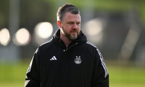 Aberdeen manager Jimmy Thelin takes training ahead of the Scottish Cup tie against Elgin City. Image: SNS