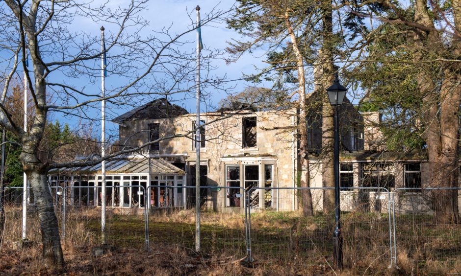 Abandoned Inverurie: Former Torryburn Hotel, Gauchill Road, Kintore.