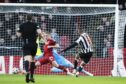 St Mirren's Mikael Mandron scores to make it 2-0 against Aberdeen at Pittodrie. Image: SNS