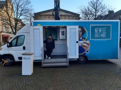 St Giles closure: EE sets up truck in Elgin town centre as hunt begins for new home