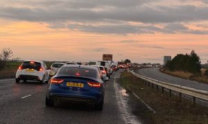 Motorists are facing up to 40 minute delays. Image: DC Thomson