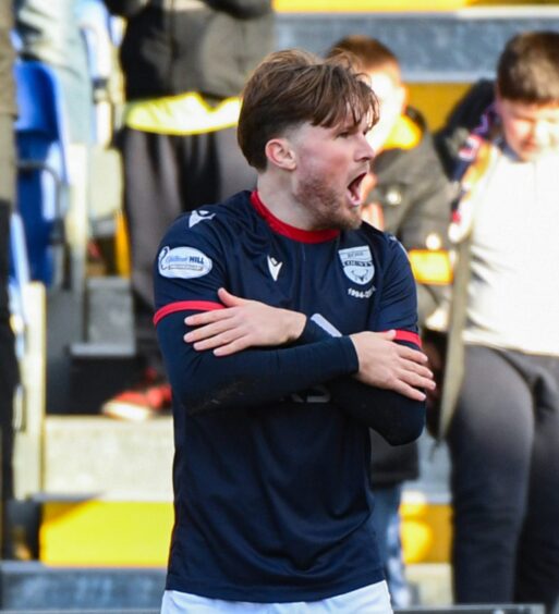 Noah Chilvers celebrates his goal against Dundee. Image: