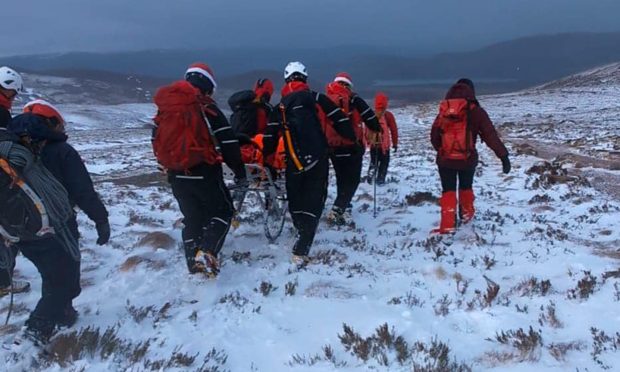 CMRT leader Iain Cornfoot has warned of the "considerable" avalanche risk in the Cairngorms