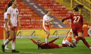 Aberdeen captain Hannah Stewart celebrates her goal against Dundee United. Image: Newsline.