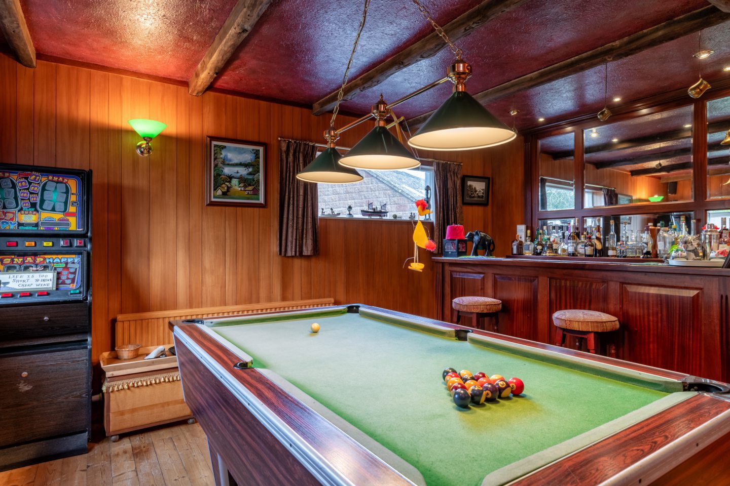 This Laurencekirk home comes with its own bar including: pool table, dartboard and fruit machine.