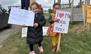 Mull school campus protestors