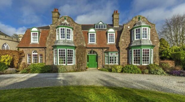 The Lilies is an edwardian house in Stonehaven.