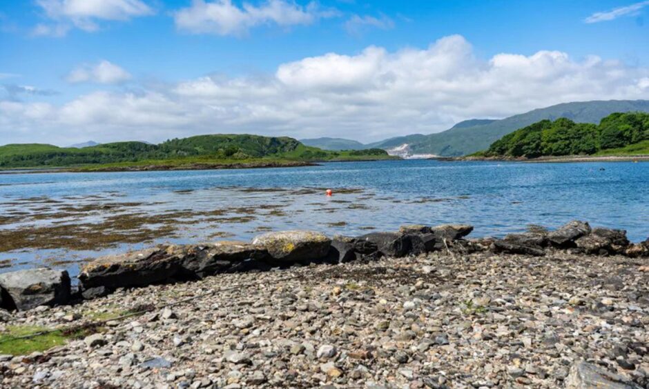 Eilean Loch Oscair.