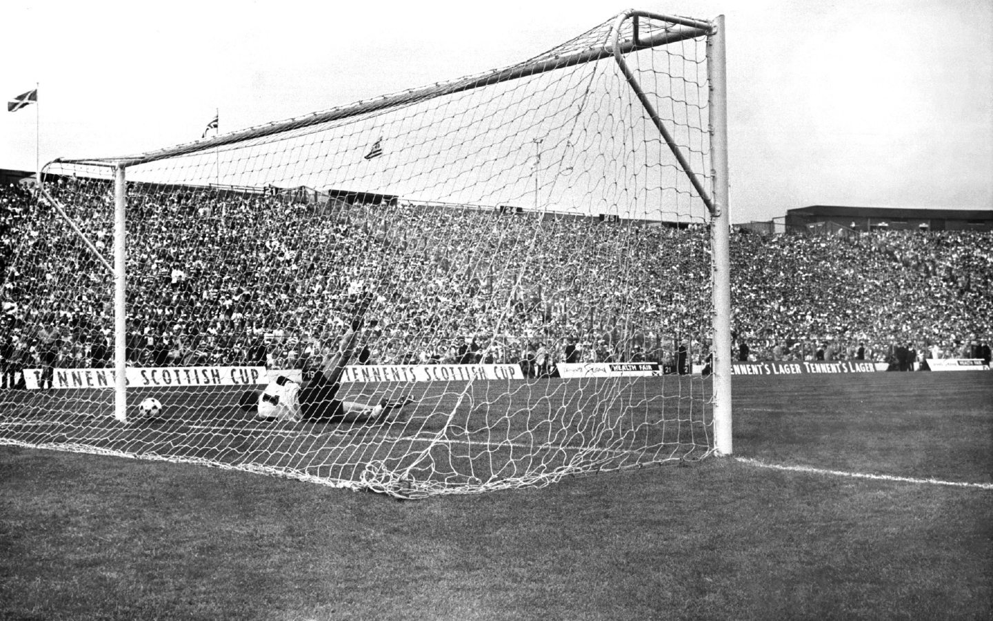 Theo Snelders saves Anton Rogan's penalty in the Scottish Cup final in 1990. 