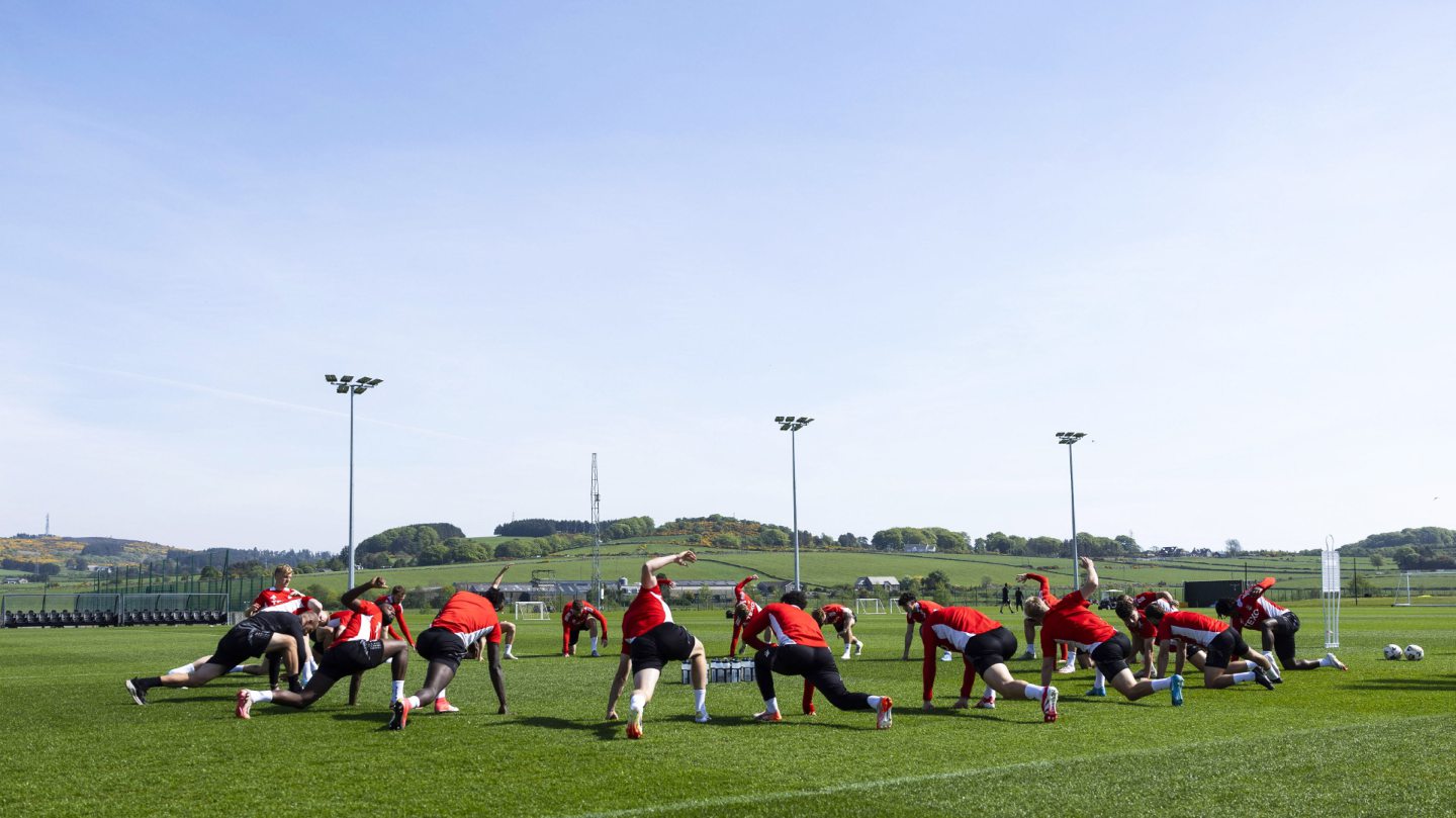 The Aberdeen squad training at Cormack Park in preparation for the match against Celtic. 