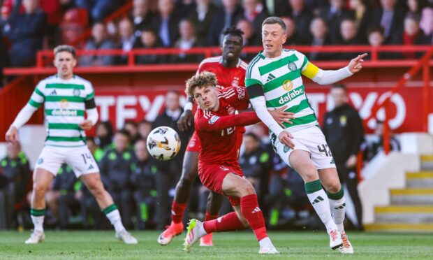 Aberdeen's Leighton Clarkson and Celtic's Callum McGregor compete for the ball at Pittodrie. Image: SNS