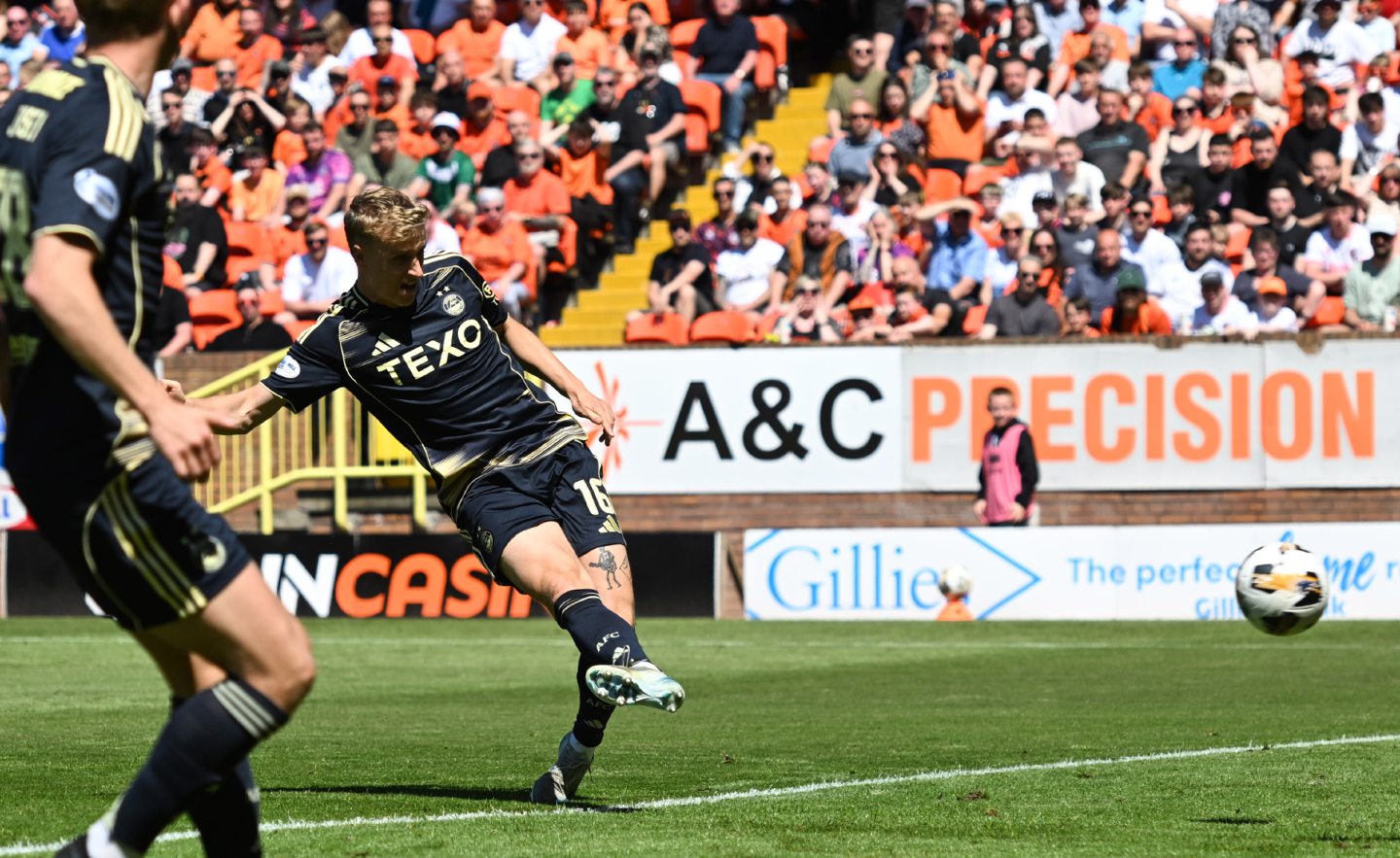 Aberdeen's Jeppe Okkels scores to make it 1-0 against Dundee United.