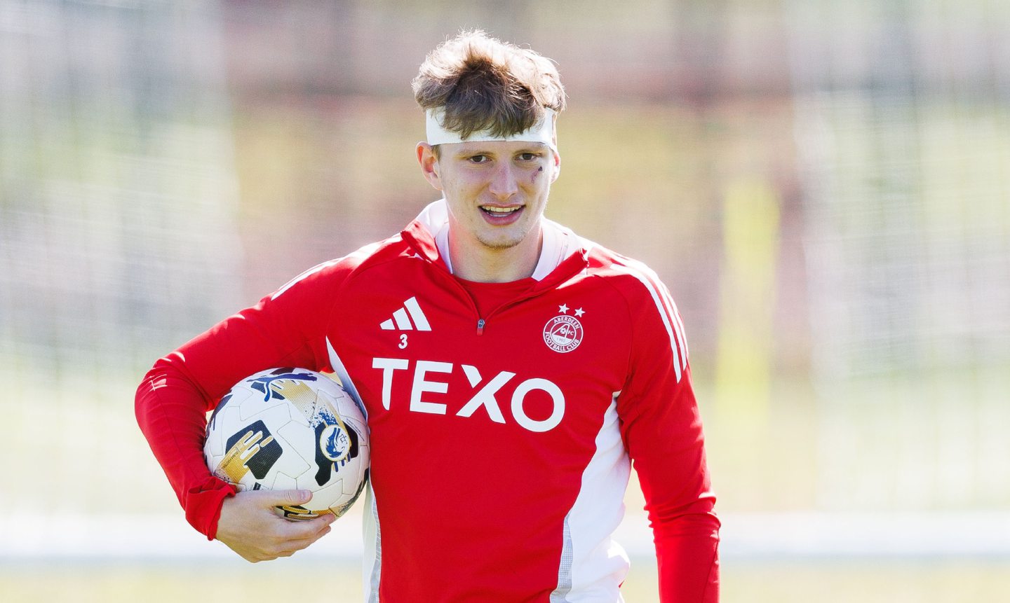 Aberdeen's Jack MacKenzie training at Cormack Park. Image: SNS 