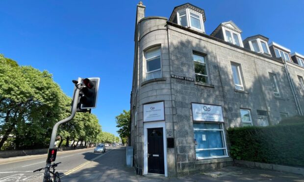 Cafe hopefuls hit back at neighbours fighting Victoria Park plan as area ‘needs a sandwich shop’