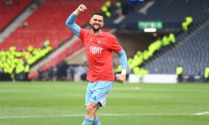 Joe Harper: Dimitar Mitov deserves to leave as an Aberdeen hero