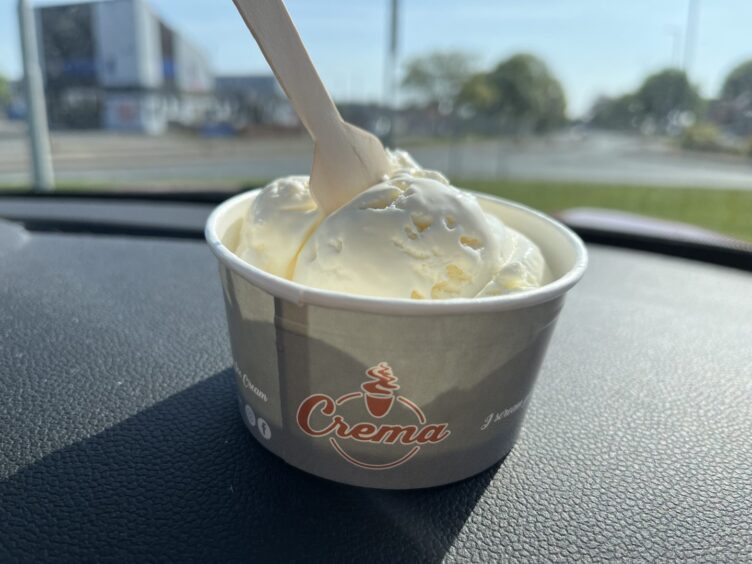 Ice cream from Crema