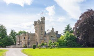 Mansfield Castle Hotel And Morangie House Hotel