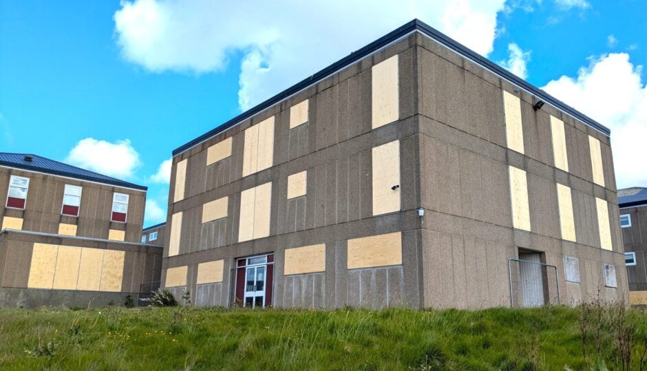 Orkney councillors discuss demolition of old Kirkwall hostel