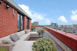 INDUSTRIAL PENTHOUSE | No CC | Stop-motion apartment build - YouTube - Industrial Spinner Apartment Penthouse Kg