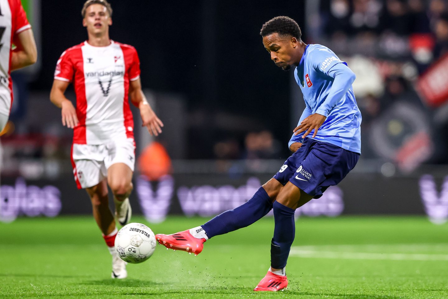 Ilano Silva Timas of MVV Maastricht scores during the Dutch Keuken Kampioen Divisie match against FC Emmen.