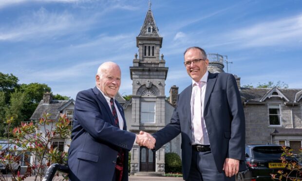 Sir Jim Milne CBE with Shell's Simon Roddy at Woodbank. Image: Balmoral Group