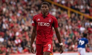 EXCLUSIVE: Kusini Yengi up for Aberdeen place battle under Stephen Robinson – but Japan exit could still happen