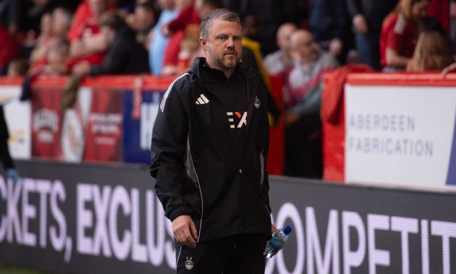 Aberdeen manager Jimmy Thelin during the Ipswich Town friendly. Image: Darrell Benns/DC Thomson.
