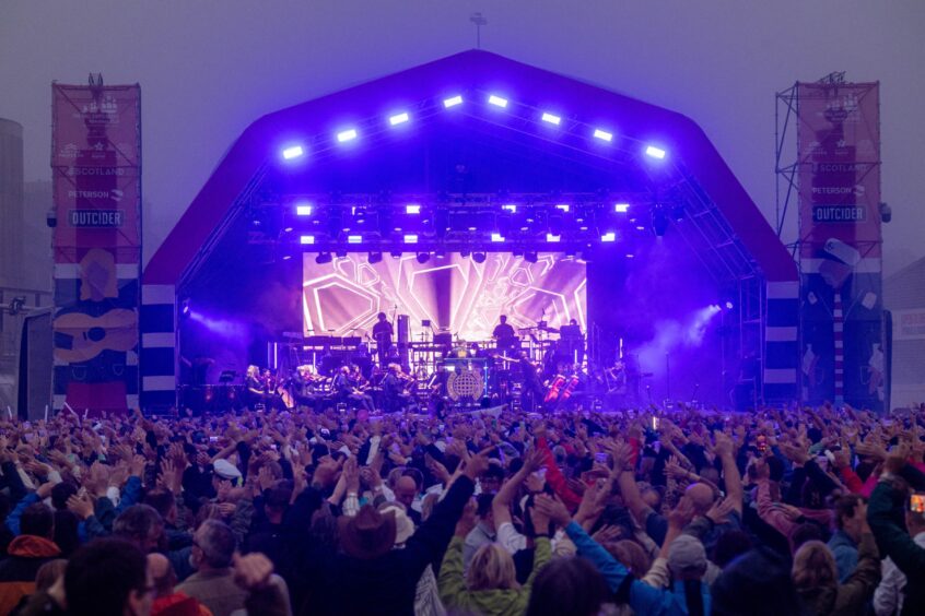 Ministry of Sound classical stage and crowd 