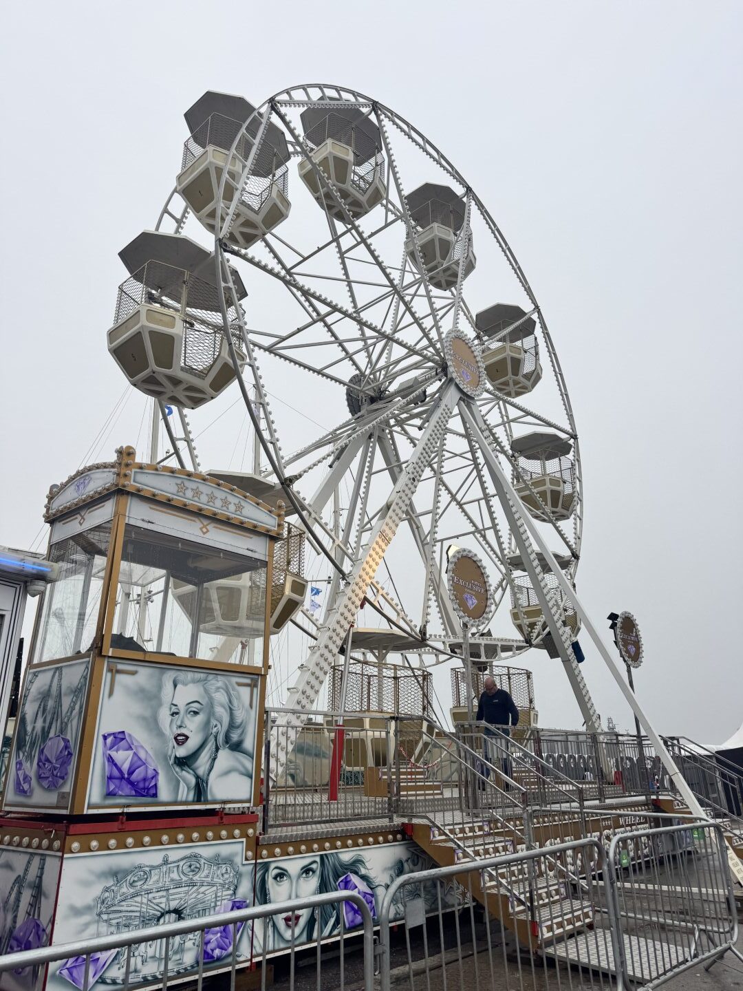 Ferris wheel at Tall Ships 