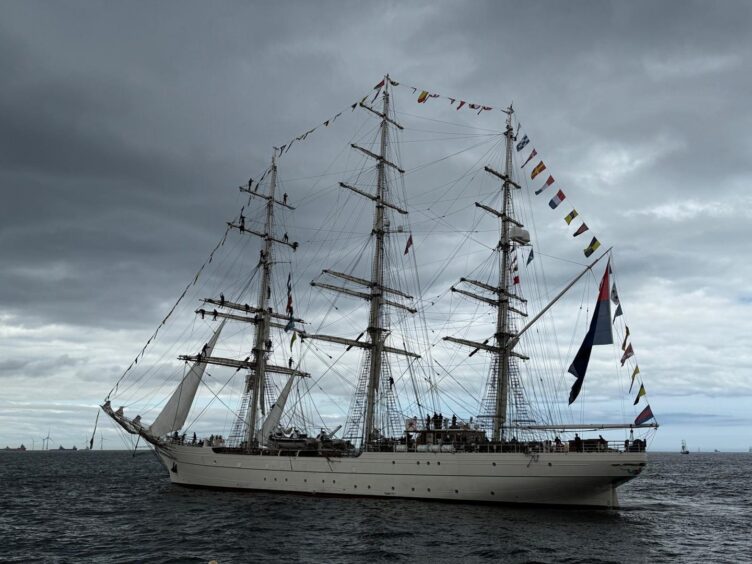 Shabab Oman II 