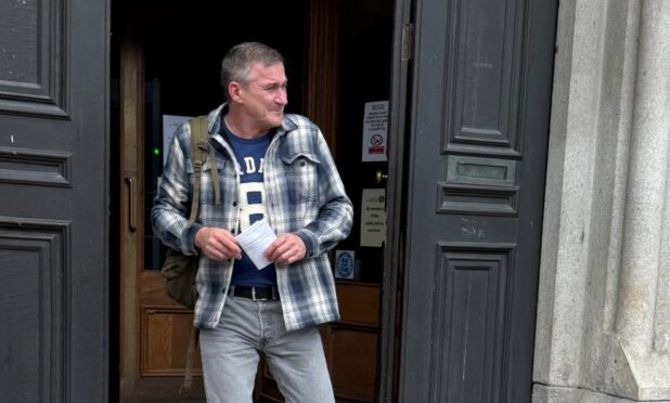 Man avoids jail after throttling partner on Boxing Day