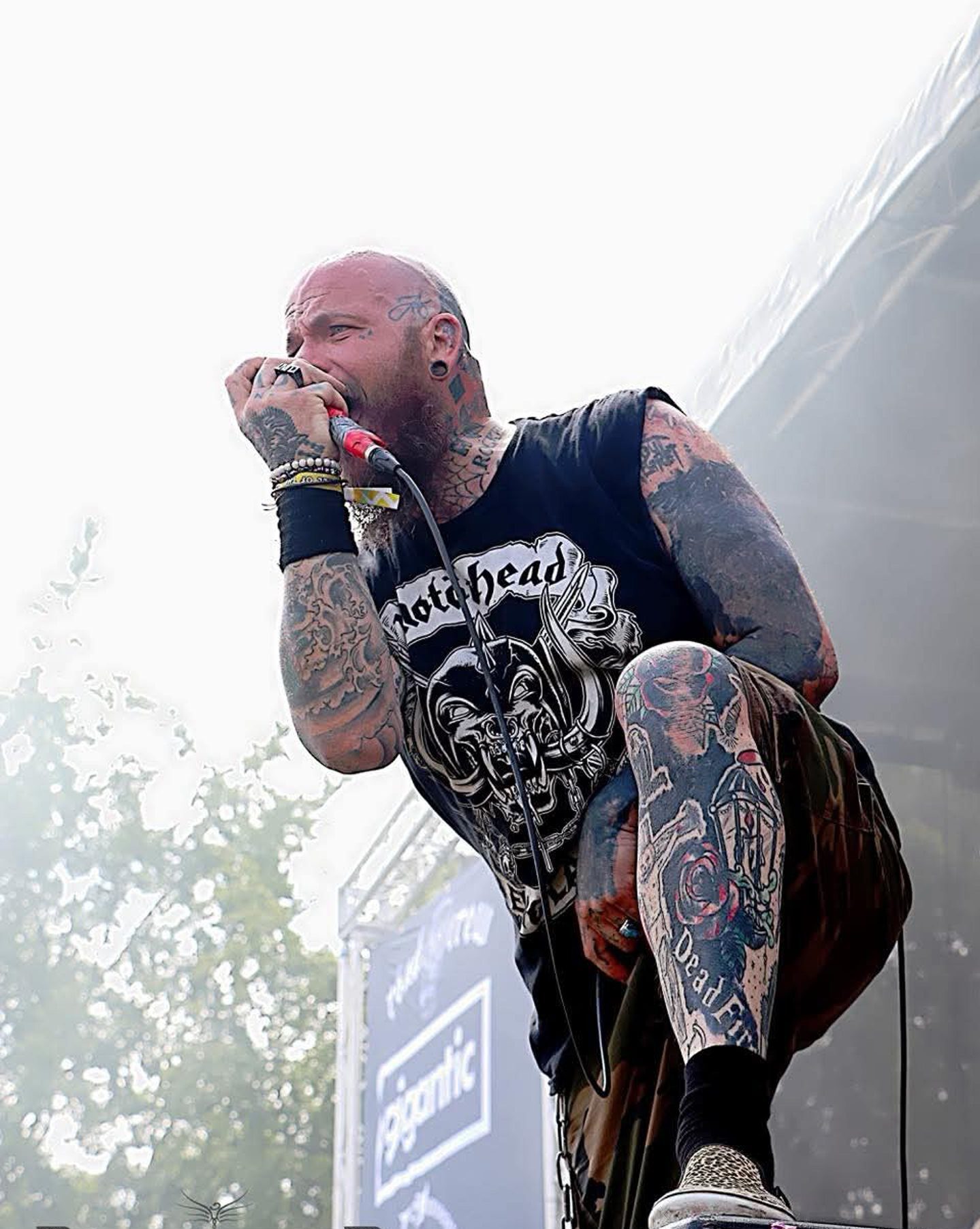 Deadfire singer Charlie Munro performs live with the Aberdeen band. 