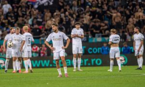 Aberdeen boss Jimmy Thelin reacts to costly penalty and red card as Europa League dream ends with 3-0 loss to FCSB in Romania