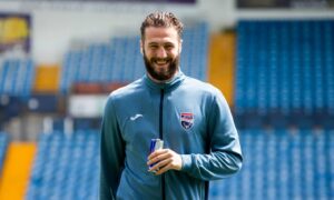Ross County sign former Staggies defender after his release from Scottish Premiership club