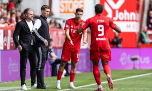 Aberdeen's Ester Sokler (centre) replaces Kusini Yengi. Image: SNS.
