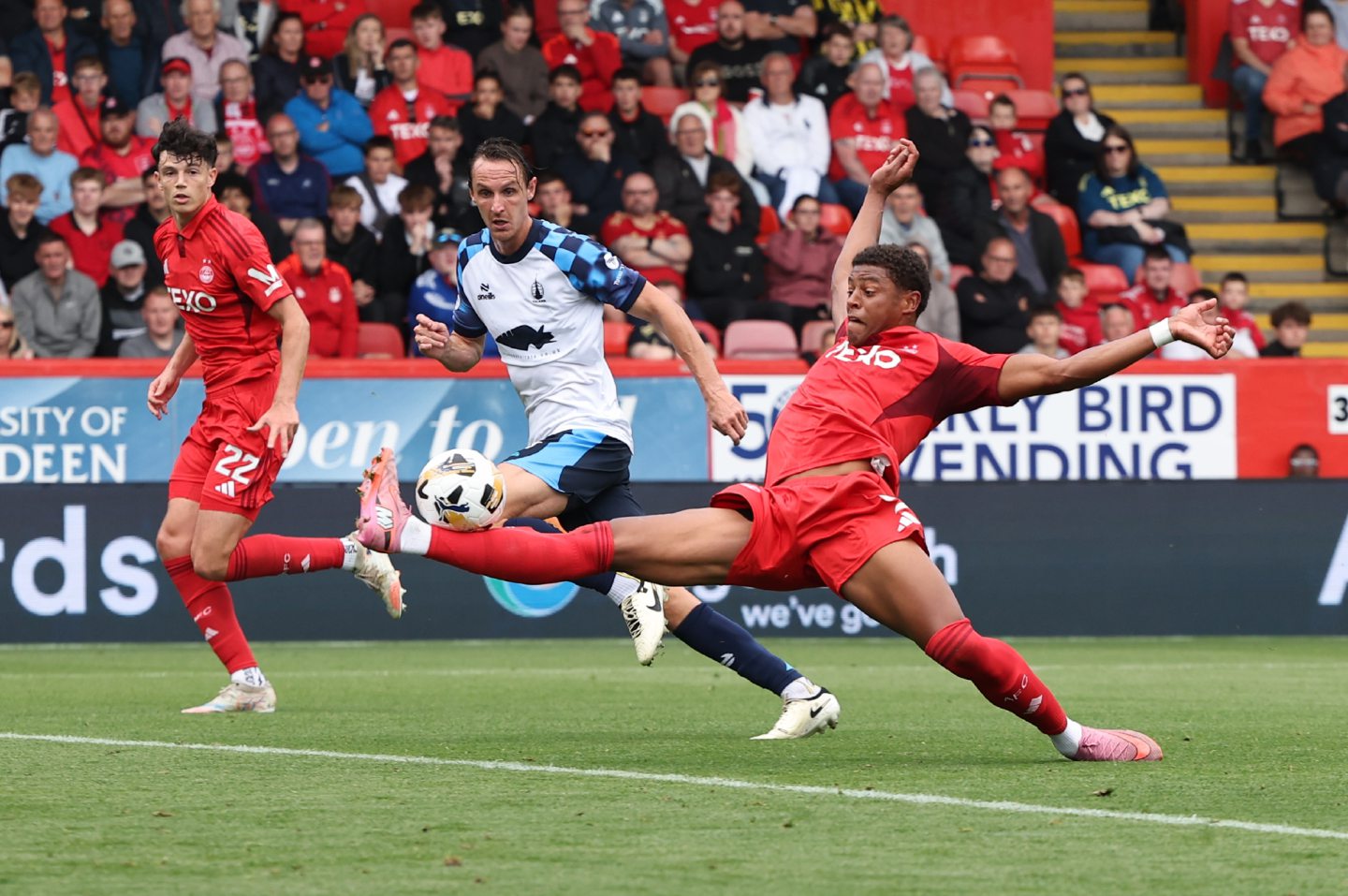 Aberdeen summer signing Kusini Yengi in action during the 1-0 loss to Falkirk at Pittodrie.
