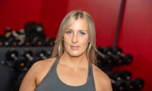 Laura Murphy's life completely changed when she picked up a set of weights. Now she wants to help others too. Image: Kami Thomson/DC Thomson