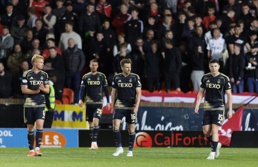 Aberdeen's Sivert Heltne Nilsen, Stuart Armstrong and Kevin Nisbet after conceding to Dundee United. Image: SNS.