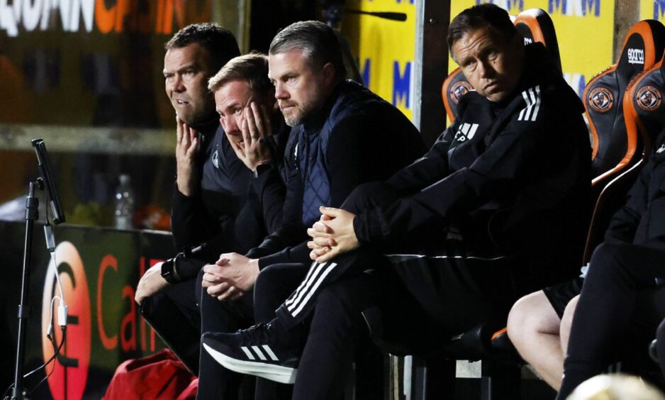 Aberdeen had coach Jimmy Thelin during the Premiership defeat to Dundee United. Image: SNS.