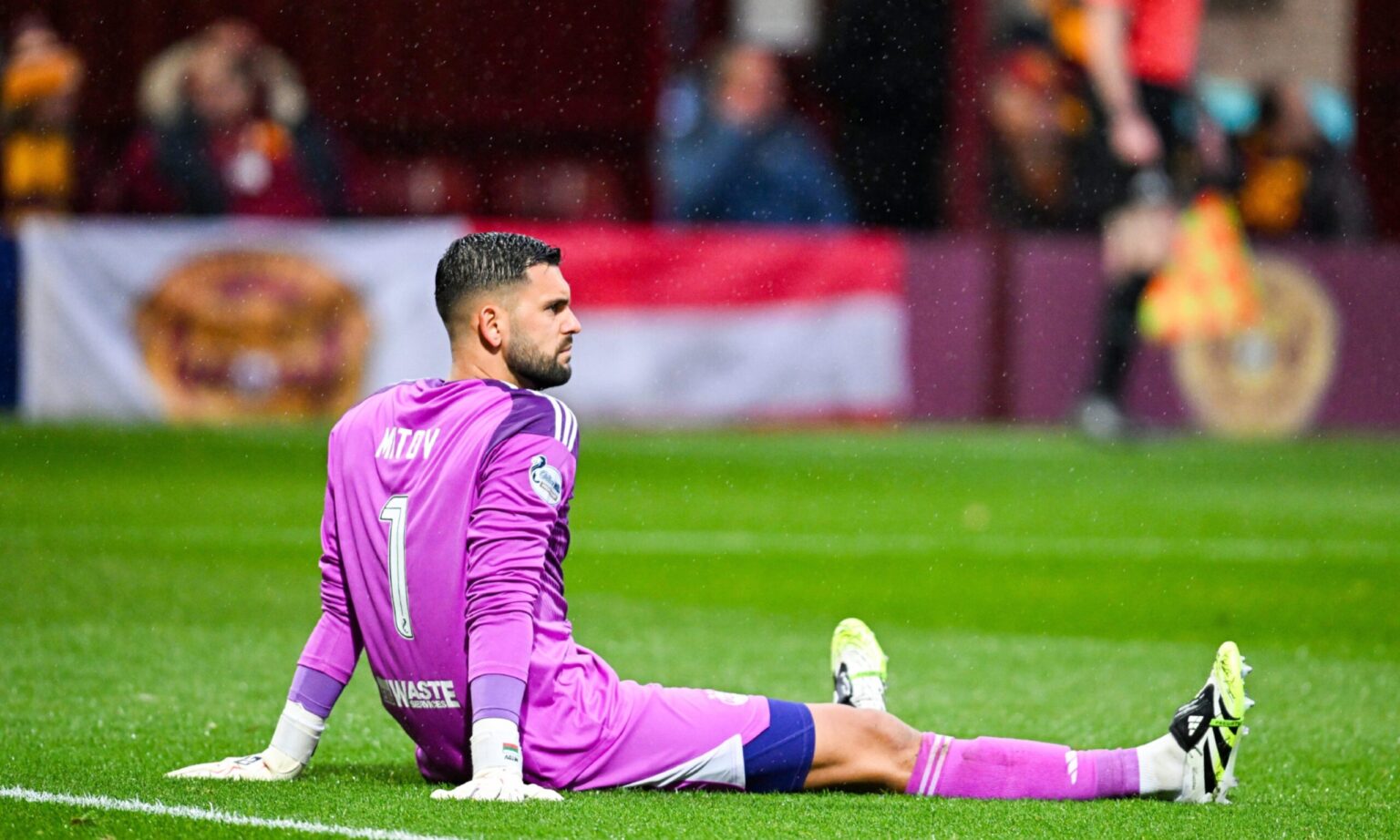 Motherwell 2-0 Aberdeen: Three talking points as Jimmy Thelin changes formation but worst league start since 1999 continues