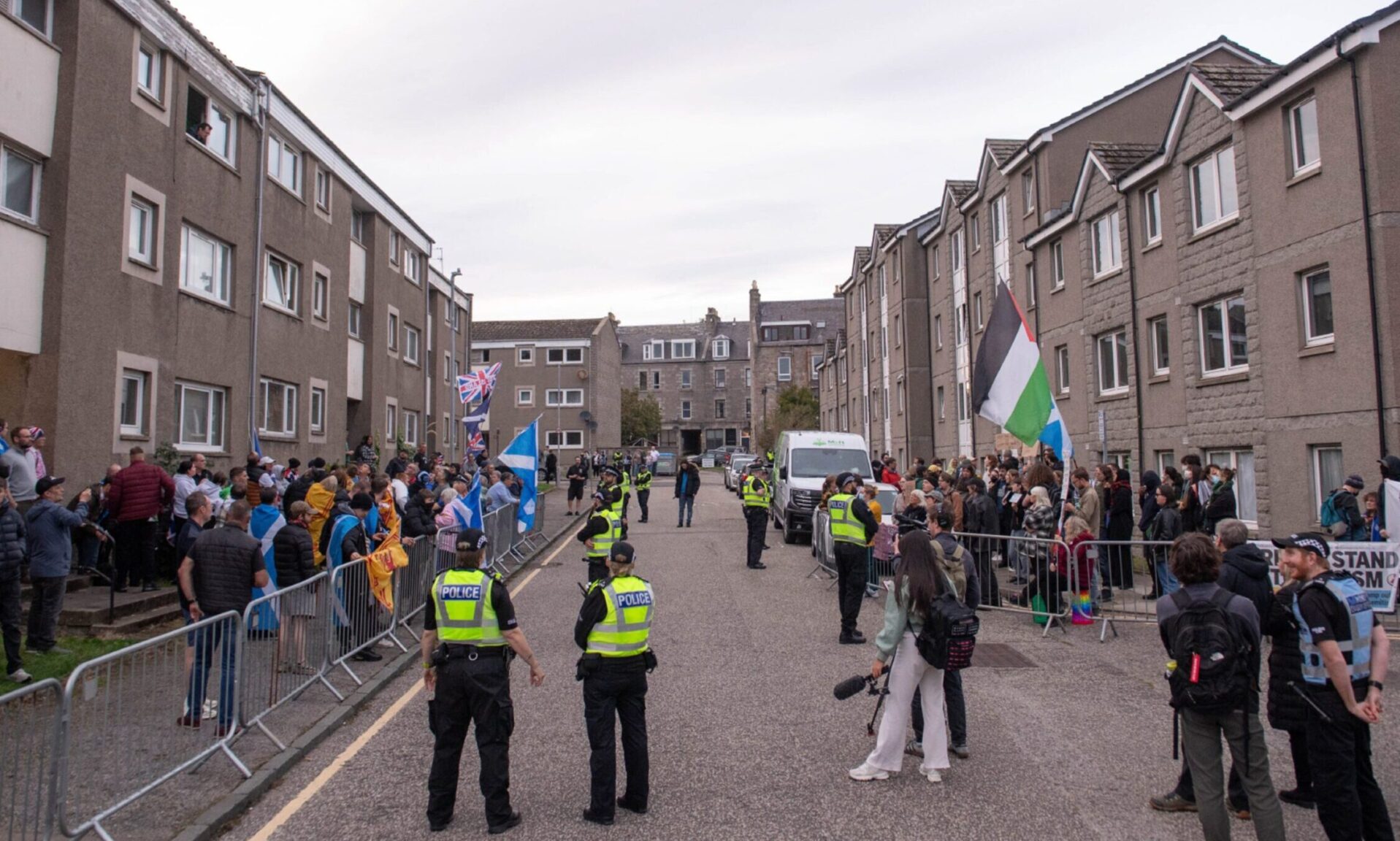 Anti-immigration group plan to launch street patrols in Aberdeen