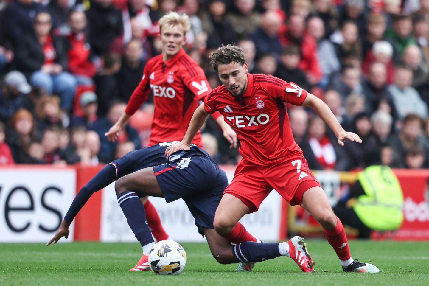 Aberdeen's Adil Aouchiche in action during the 4-0 win against Dundee. 