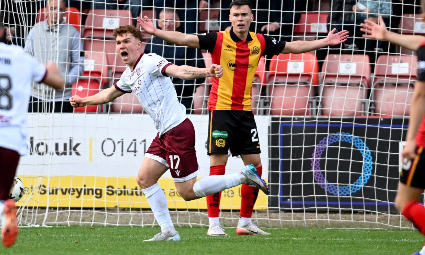 Aberdeen’s Findlay Marshall hopes he’s earned Dons ‘chance’ after player of the month honour