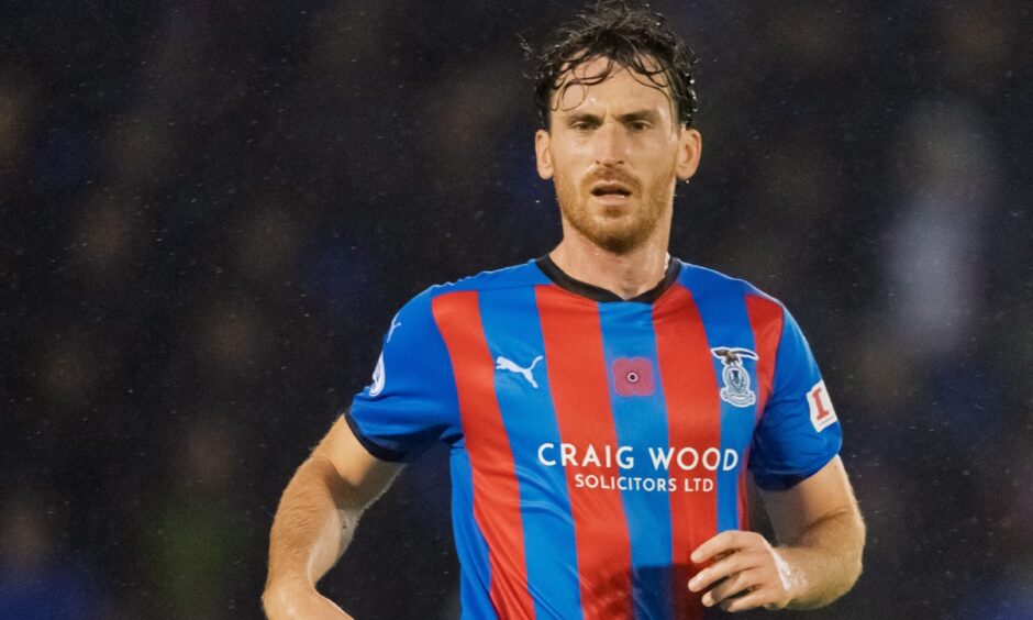 Inverness Caledonian Thistle midfielder Joe Chalmers in action against Cove Rangers in an SPFL League One match against Cove Rangers on November 8, 2025 at the Sarens PSG Stadium, Inverness.