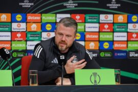 Ex-Aberdeen boss Jimmy Thelin misses out on Leicester City job