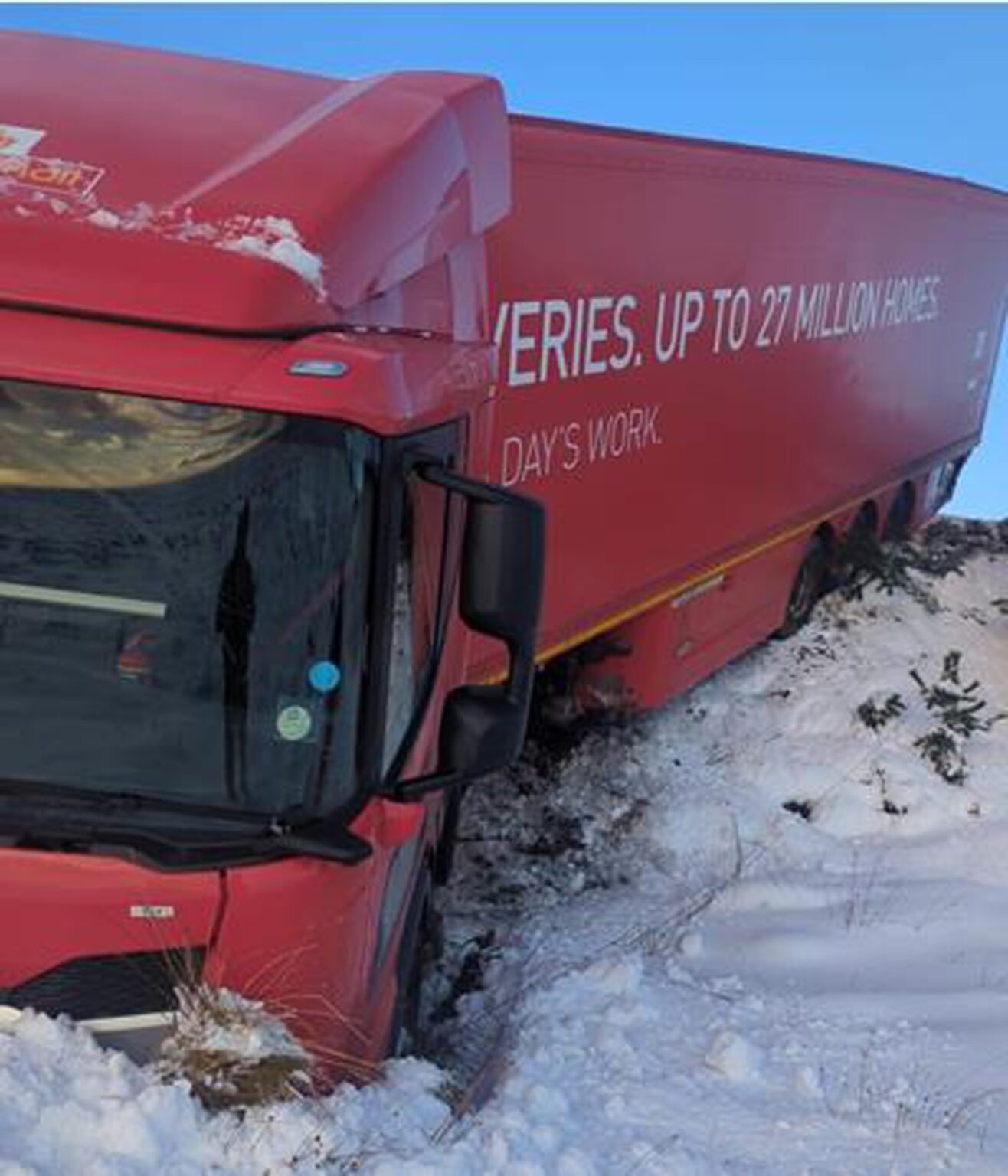 Live updates: North buried in snow as schools shut and roads close